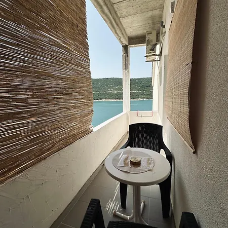 Mango בית הארחה 3*